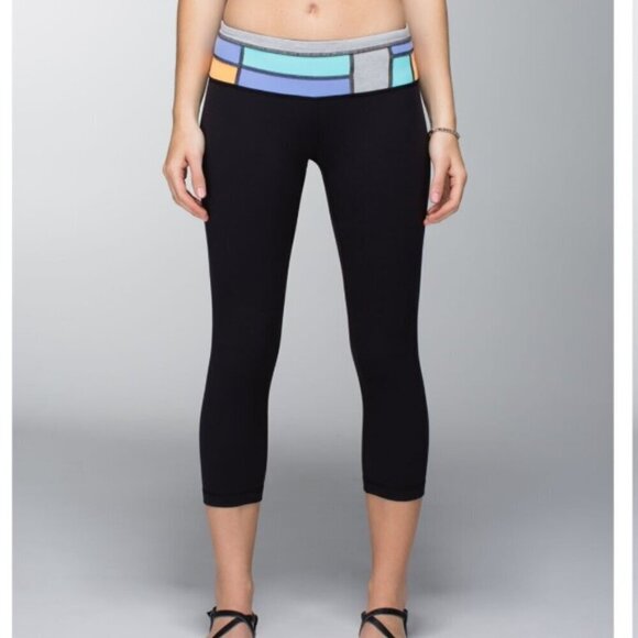 Lululemon Wunder Under Crop *Full-On Luon Black / Quilt Spring womens size 4 - Picture 1 of 14